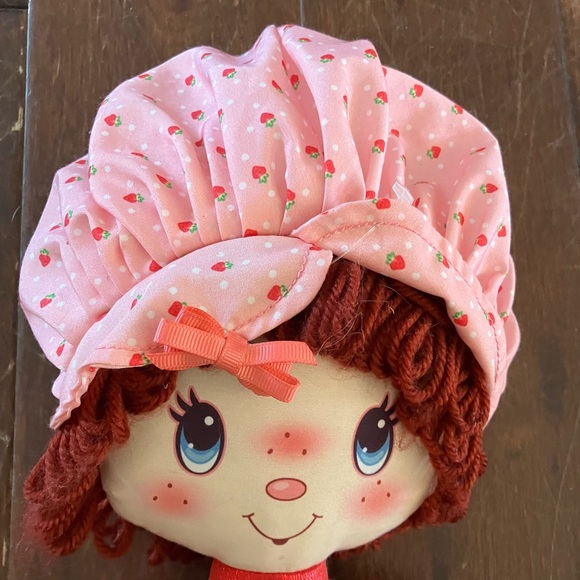 Strawberry Shortcake 2019 Plush Doll - Picture 3 of 7